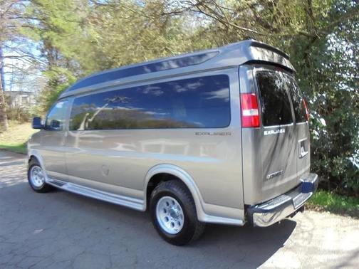 2018 Chevrolet Express 3500 LT