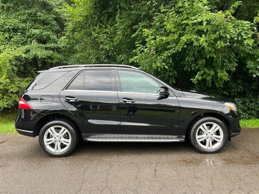 Black 2014 Mercedes-Benz M-Class 4MATIC