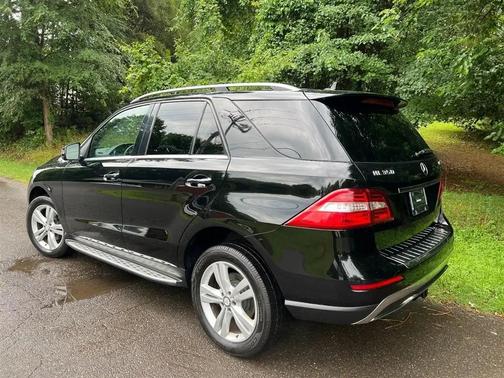 Black 2014 Mercedes-Benz M-Class 4MATIC
