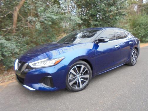 2022 Nissan Maxima SV Xtronic CVT