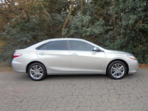 2017 Toyota Camry XLE