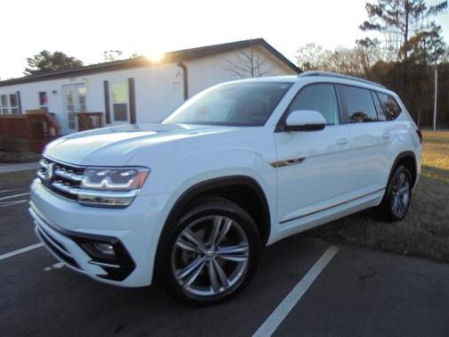 2019 Volkswagen Atlas 3.6L SE w/Technology R-Line
