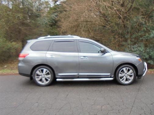 2016 Nissan Pathfinder Platinum