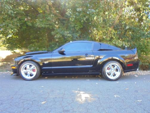2007 Ford Mustang GT Premium