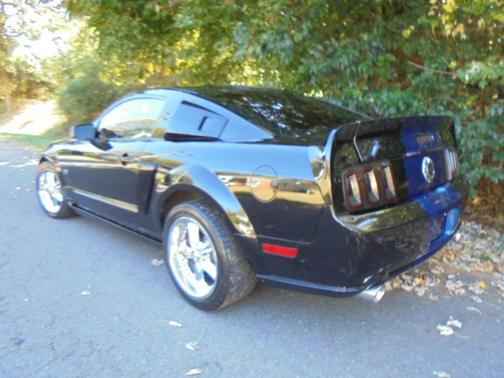 2007 Ford Mustang GT Premium