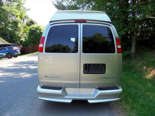 2004 Chevrolet Express 1500 Base