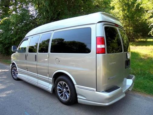 2004 Chevrolet Express 1500 Base