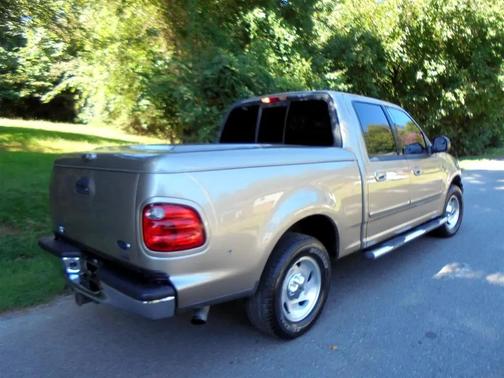 2003 Ford F-150 XLT SuperCrew