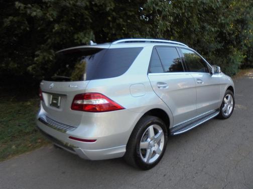2015 Mercedes-Benz M-Class 4MATIC