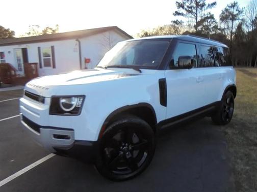 2022 Land Rover Defender 110 S