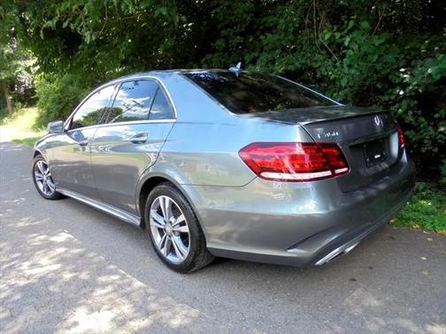 2016 Mercedes-Benz E-Class 4MATIC
