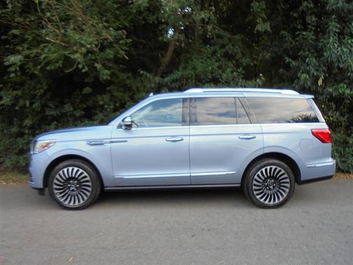 2019 Lincoln Navigator Black Label
