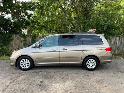 Gold 2010 Honda Odyssey EX-L