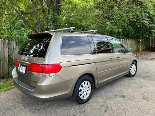 Gold 2010 Honda Odyssey EX-L