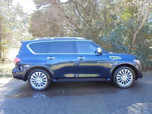 2017 INFINITI QX80 Base