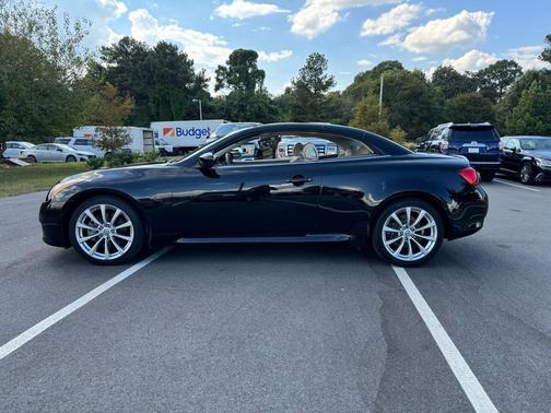 2010 INFINITI G37 Base