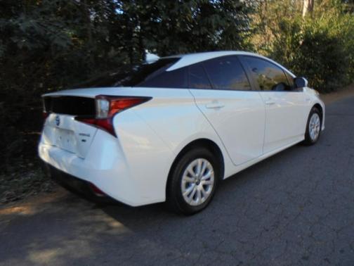 2020 Toyota Prius L