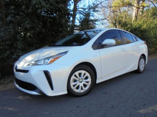 2020 Toyota Prius L