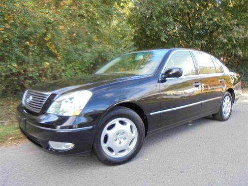 2001 Lexus LS 430 Base