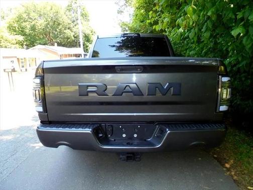 2017 RAM 1500 Night Regular Cab 4x2 6'4' Box