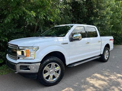 Oxford White 2019 Ford F-150 XLT