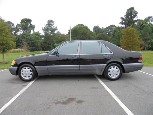 1995 Mercedes-Benz S-Class S420V 4D Sedan