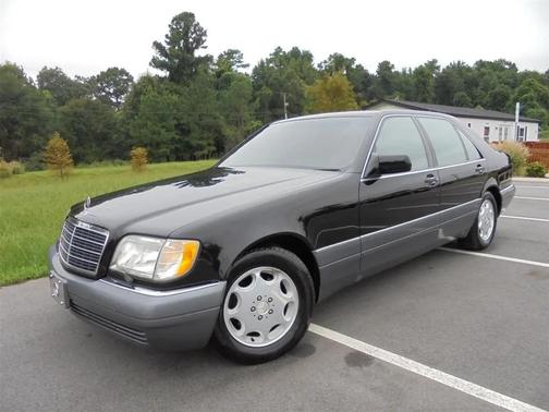 1995 Mercedes-Benz S-Class S420V 4D Sedan