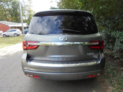 2018 INFINITI QX80 Base