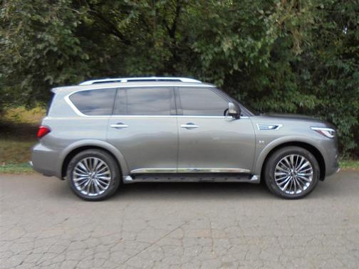 2018 INFINITI QX80 Base