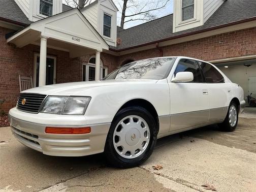 1996 Lexus LS 400 Base