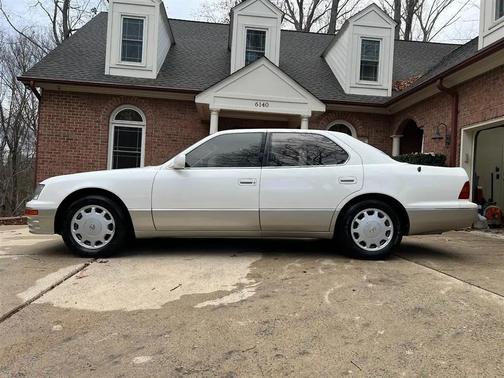 1996 Lexus LS 400 Base