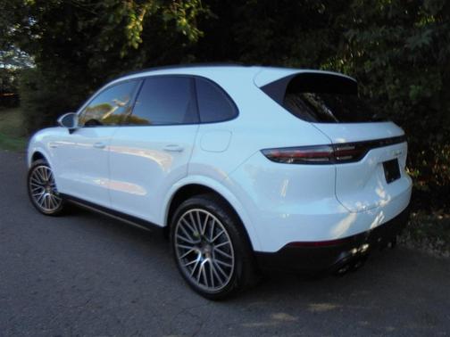 2019 Porsche Cayenne Cayenne