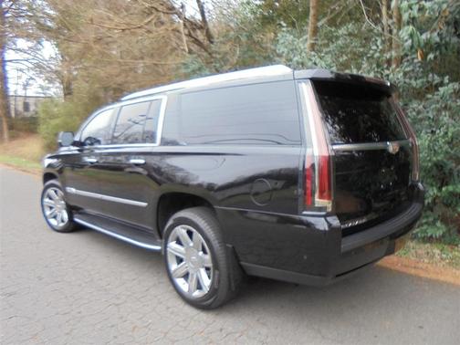 2019 Cadillac Escalade ESV Luxury