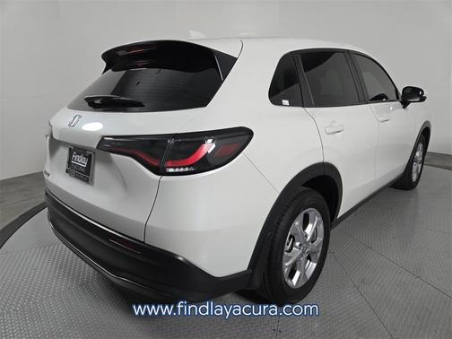 2025 Honda HR-V LX