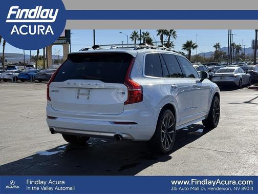 2018 Volvo XC90 T5 Momentum