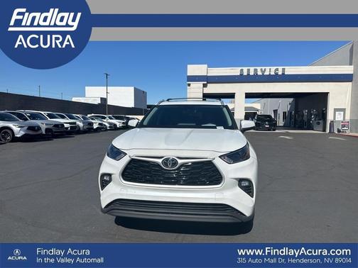 2022 Toyota Highlander XLE