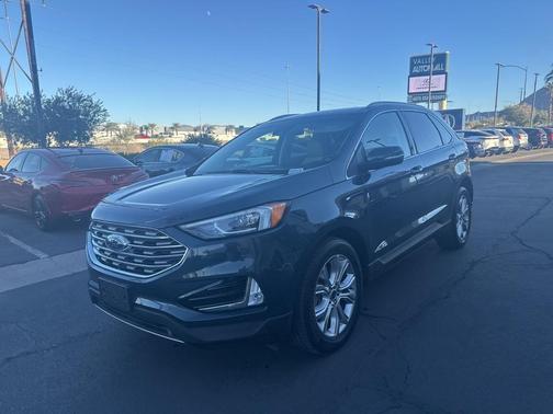 2019 Ford Edge Titanium
