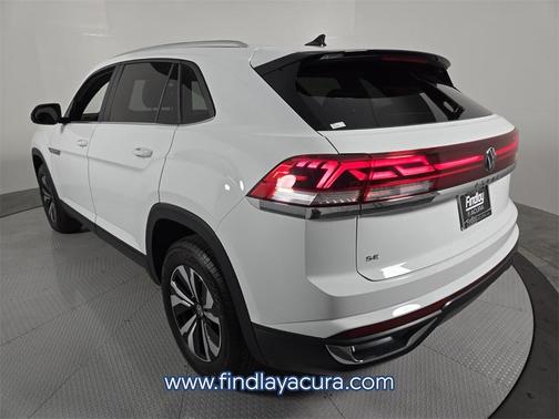 2024 Volkswagen Atlas Cross Sport 2.0T SE