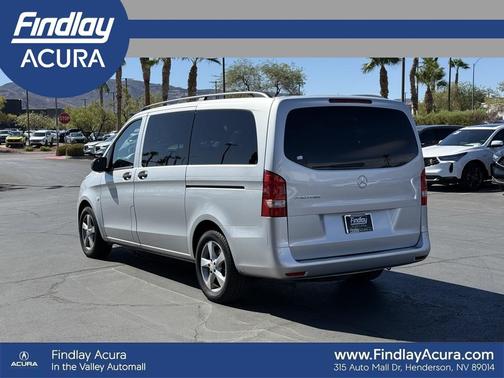 2016 Mercedes-Benz Metris Base