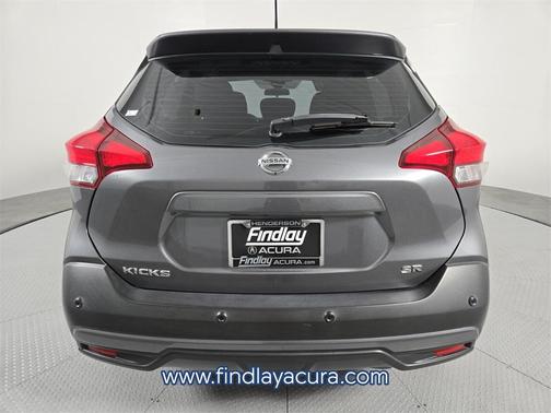 2020 Nissan Kicks SR