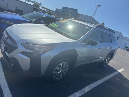 2025 Subaru Outback Premium
