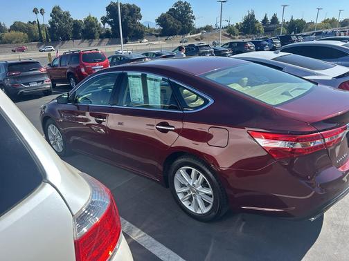 2013 Toyota Avalon XLE Premium