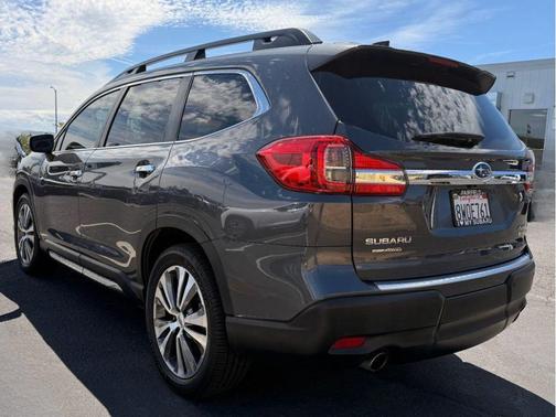 Magnetite Gray Metallic 2021 Subaru Ascent Touring