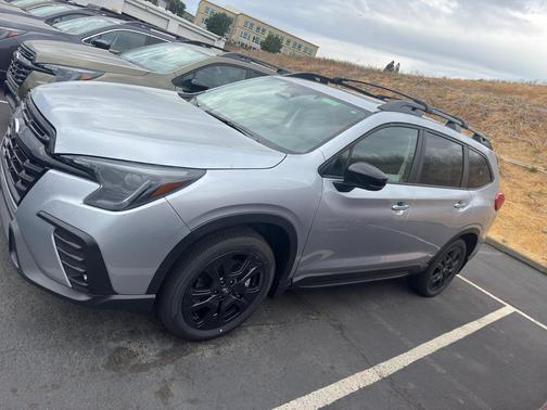2025 Subaru Ascent Onyx Edition Touring
