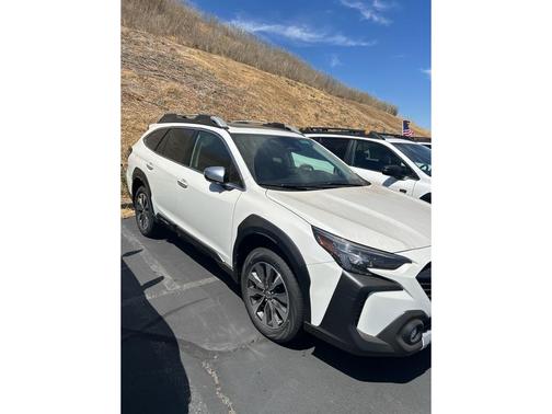 2025 Subaru Outback Touring