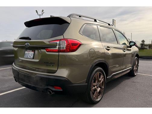 2025 Subaru Ascent Limited Bronze Edition