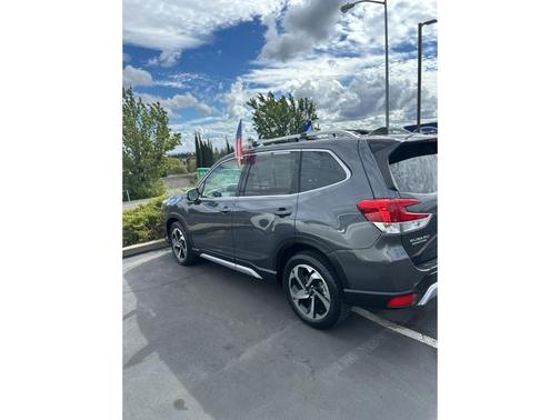 2024 Subaru Forester Touring