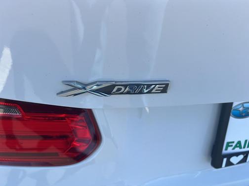 Silver 2006 BMW 325 i