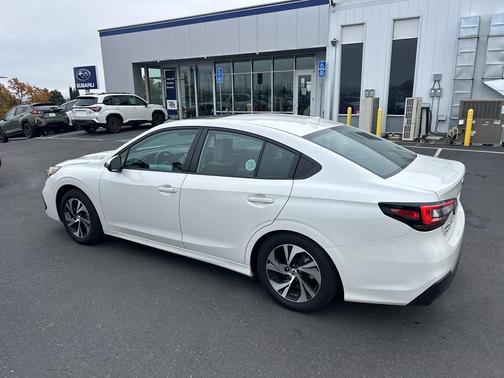 2025 Subaru Legacy Premium