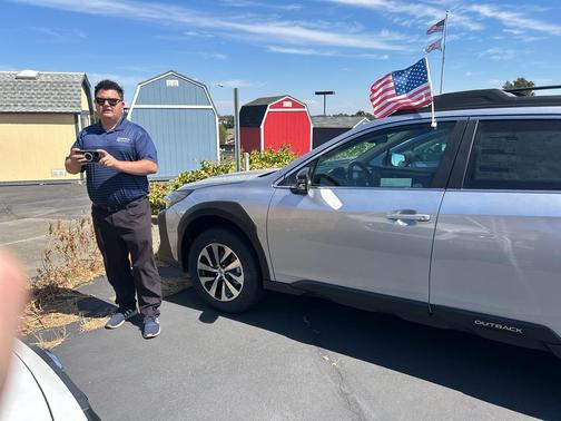2025 Subaru Outback Premium